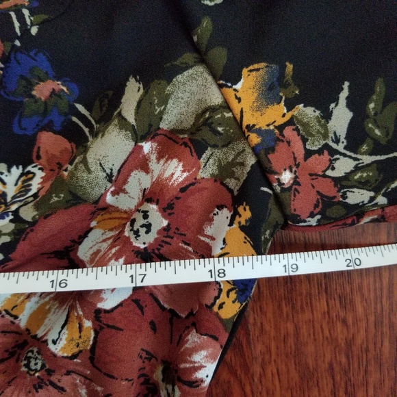 Floral Wrap Dress Flowy Flower Outfit - Picture 5 of 6